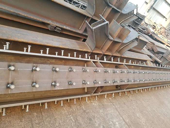 圓柱、箱型柱、十字形柱