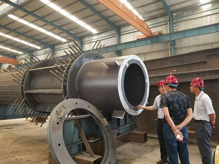 圓柱、箱型柱、十字形柱